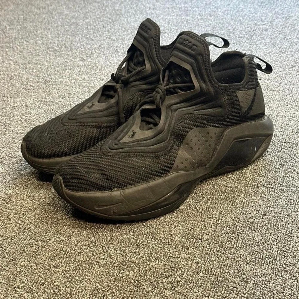 Nike Men's LeBron Soldier XIV 14 Basketball Shoes Black Dark Grey Size 10.5